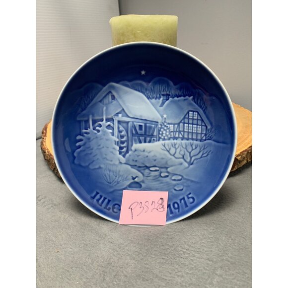 Bing & Grondahl 1975 Christmas Plate Juleaften Royal Copenhagen Porcelain - Picture 5 of 5